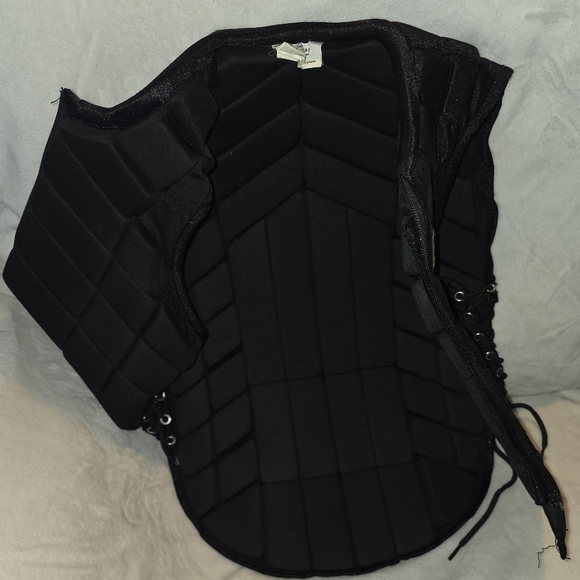 Black Riding Vest - Picture 10 of 10